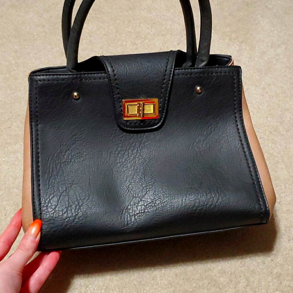 Dainty Purse 👛